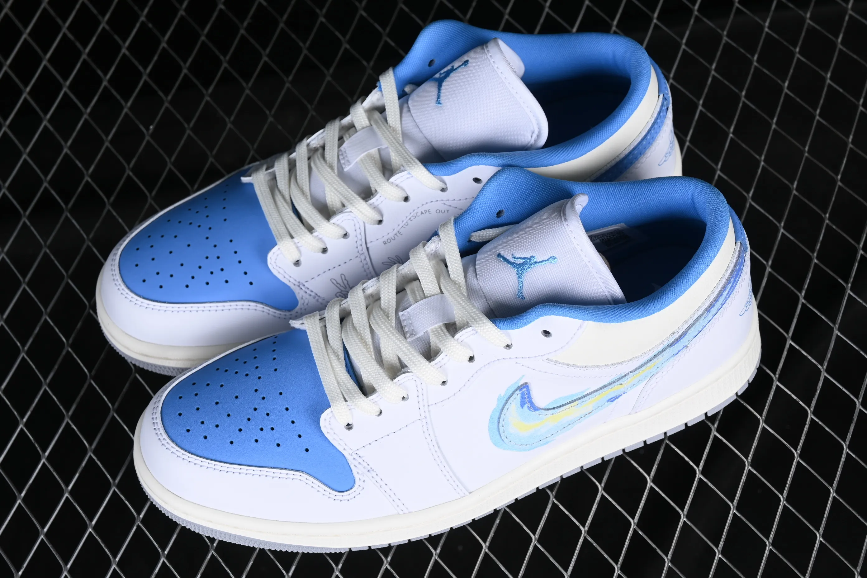 All categories Air Jordan Jordan series basketball shoes Air Jordan 1 Low G version pure original Air Jordan 1 Low "Born To Fly" AJ1 Joe 1 blue and white flame FJ7219-441